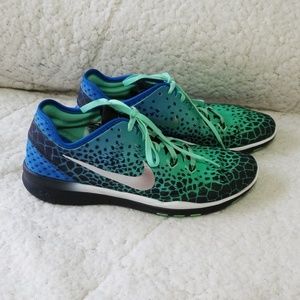 Nike Free TR Fit 5 size 9